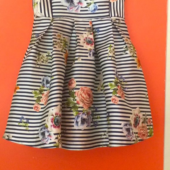 Barely worn fancy floral girl’s dress from Pippa and Julie - Picture 2 of 5